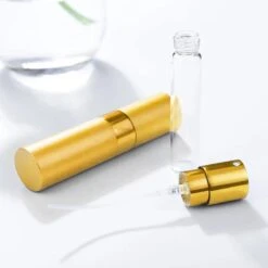 Scenty - Parfum Verstuiver Navulbaar - Mini Parfum Flesje - Reisflesje - Goud -Parfum Winkel 1200x1200 514