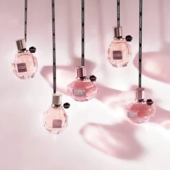 Viktor & Rolf Flowerbomb 50 Ml - Eau De Parfum - Damesparfum 33 Viktor & Rolf Flowerbomb 50 Ml - Eau De Parfum - Damesparfum -Parfum Winkel 1200x1200 74