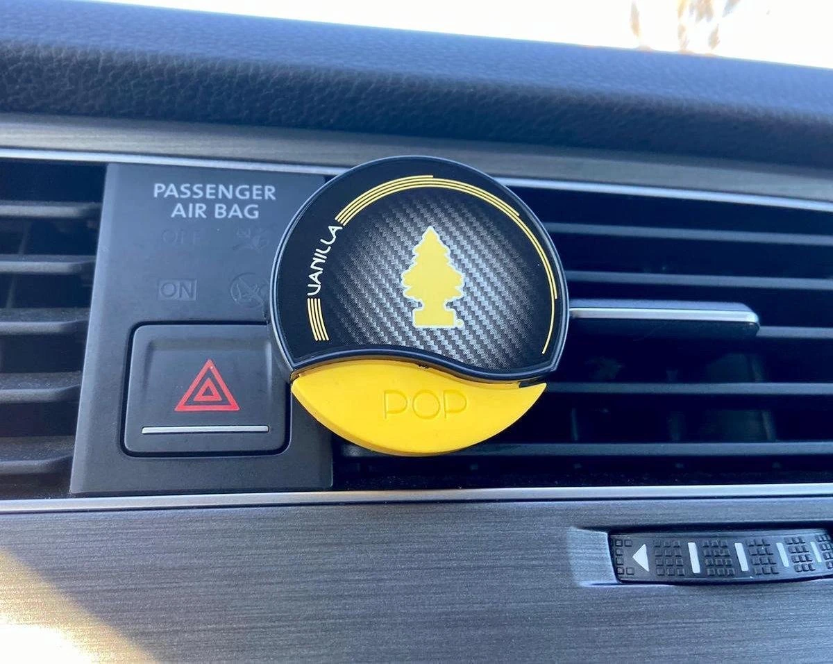 Arbre Magique POP Blue Velvet Autoparfum - Auto Luchtverfrisser Blue Velvet - Autoparfum Blue Velvet - Lekker Luchtje In De Auto - Blue Velvet Geurtje - Compact Geurtje -Parfum - Airco - Auto - Fris - Verfrissend - Auto Geurverfrisser - Auto Geurtje 4 Arbre Magique POP Blue Velvet Autoparfum - Auto Luchtverfrisser Blue Velvet - Autoparfum Blue Velvet - Lekker Luchtje In De Auto - Blue Velvet Geurtje - Compact Geurtje -Parfum - Airco - Auto - Fris - Verfrissend - Auto Geurverfrisser - Auto Geurtje - Afbeelding 2