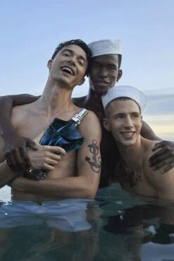 Jean Paul Gaultier Le Beau - 75 Ml - Eau De Toilette Spray - Herenparfum 38 Jean Paul Gaultier Le Beau - 75 Ml - Eau De Toilette Spray - Herenparfum -Parfum Winkel 803x1200 5