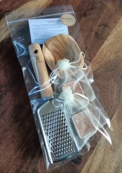 2 Amberblokjes - Geurblokjes - Incl - Schaaltje - Rasp - Organza Zakjes - Geschenkset Vrouwen -Parfum Winkel 848x1200 3